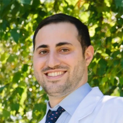 A headshot photo of dentist Jonathan Akhavan from Granada Hills Dental Group